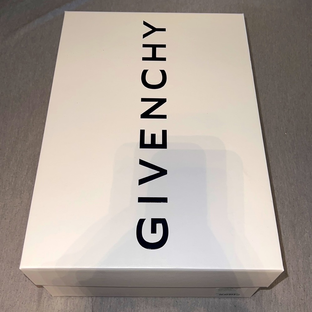 Givenchy box